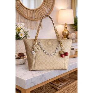 COACH Signature Ava Chain Tote Light Khaki Chalk Leather Spacious Handbag